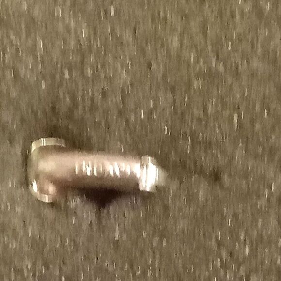 🩷Avon VINTAGE button clip on earrings. Silver - Picture 3 of 3